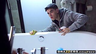 Brazzers – Mommy Got Boobs – Leigh Darby Jordi El Nino Polla